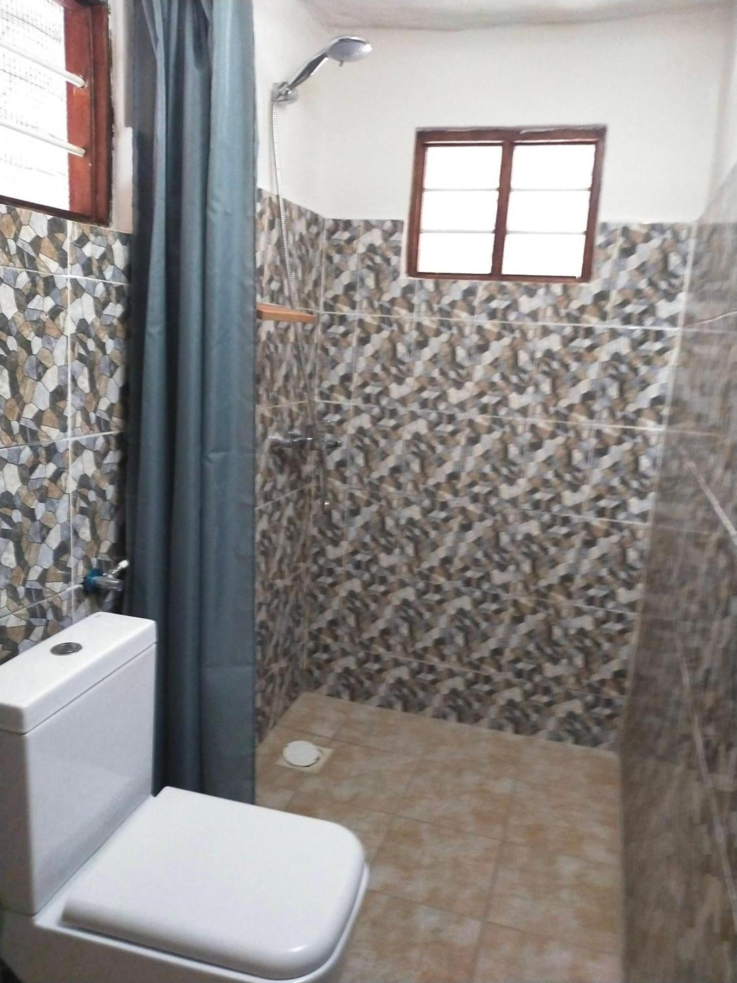 Eden Paradise Hotell